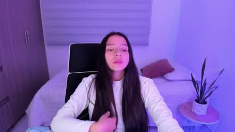 Snapshot of camila_ec2 chatting on 25, 2, 2026 C A M I online show from 25, 2, 2026