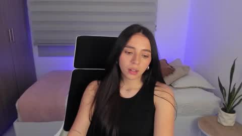 Snapshot of camila_ec2 chatting on 13, 3, 2026 C A M I online show from 13, 3, 2026