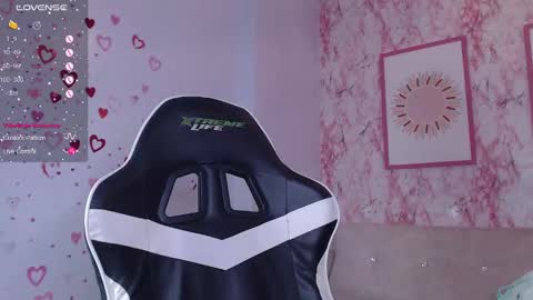 Snapshot of camila_pandora_ch chatting on 9, 2, 2025 Cami online show from 9, 2, 2025