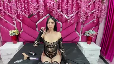 Snapshot of camila_reyess_ chatting on 28, 1, 2025 camila_reyess_ online show from 28, 1, 2025