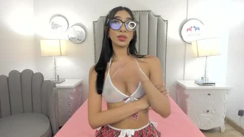 Snapshot of camila_sunsen chatting on 13, 5, 2026 camila sunsen online show from 13, 5, 2026
