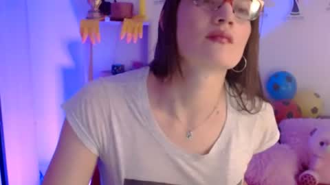 Snapshot of camila_ventura chatting on 8, 7, 2026 Camila ventura online show from 8, 7, 2026