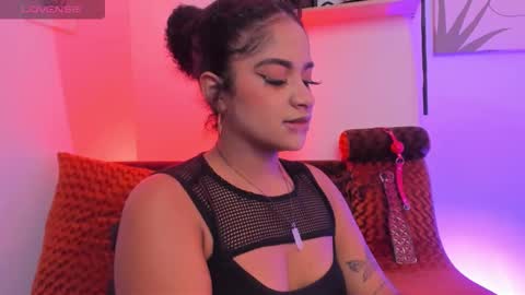 Camila Foox online show from 18, 12, 2025