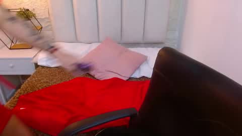 Snapshot of camilah_tk chatting on 23, 4, 2026 Cami online show from 23, 4, 2026
