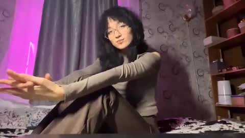 Snapshot of camilaligons chatting on 28, 11, 2025 Reily online show from 28, 11, 2025