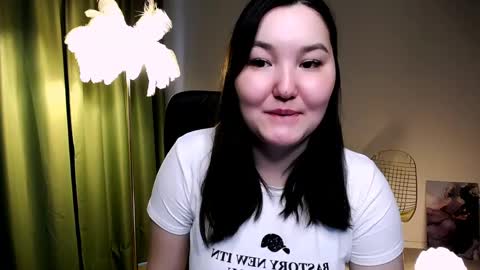 camilamartiez online show from 30, 4, 2026