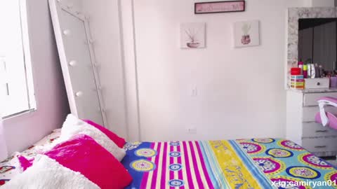 X IGcamiryan01 online show from 9, 1, 2025