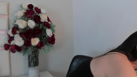 Camila online show from 19, 12, 2024