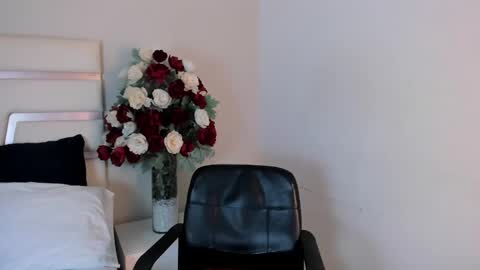 Camila online show from 5, 1, 2025