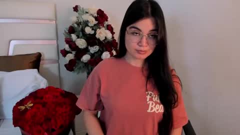 Camila online show from 19, 2, 2025