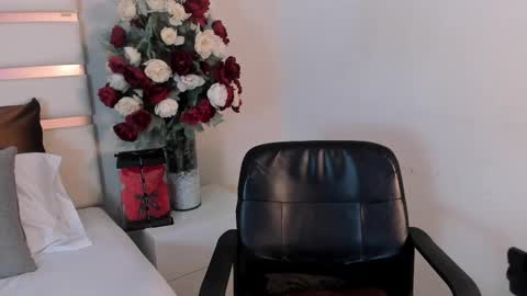 Camila online show from 11, 3, 2025