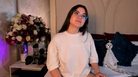 Camila online show from 18, 10, 2025