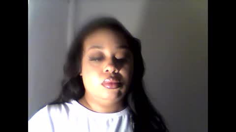 Snapshot of camiliaskye chatting on 2, 12, 2025 camiliaskye online show from 2, 12, 2025