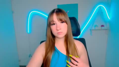 Snapshot of camilla_body chatting on 21, 5, 2026 Camilla online show from 21, 5, 2026