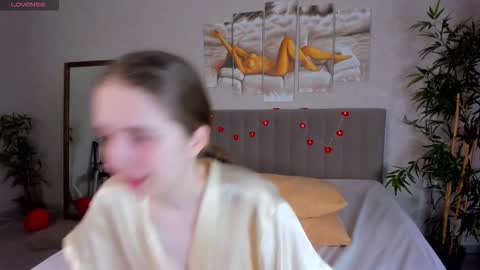 Camilla online show from 17, 2, 2026