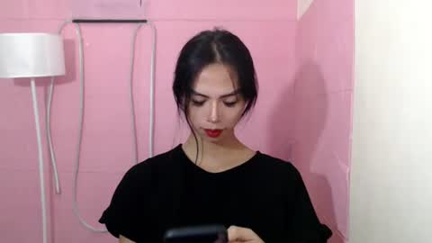 Camilla online show from 9, 3, 2025