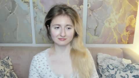 Snapshot of camilladreamer chatting on 17, 5, 2026 camilladreamer online show from 17, 5, 2026