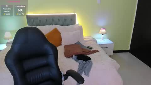 Camille online show from 10, 10, 2025