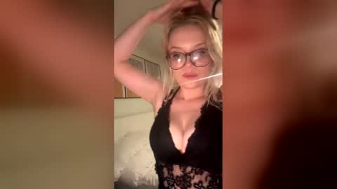 camilleclairexo online show from 26, 3, 2026