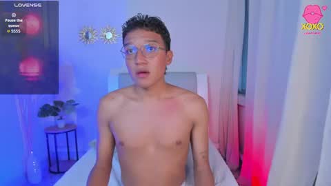 Snapshot of camilo_santoss chatting on 10, 7, 2026 camilo_santoss online show from 10, 7, 2026
