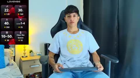 Snapshot of camilobass_ chatting on 14, 6, 2026 Camilo Bass online show from 14, 6, 2026