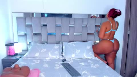 Camila online show from 13, 12, 2025