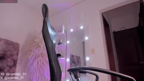 Laura Camila online show from 19, 1, 2025