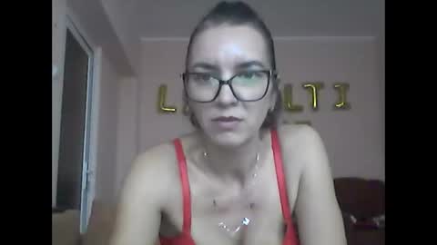 Snapshot of cammyskye chatting on 18, 10, 2025 Cammy online show from 18, 10, 2025