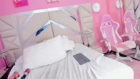 Snapshot of campbell_lily chatting on 31, 5, 2026 Lily Campbell online show from 31, 5, 2026