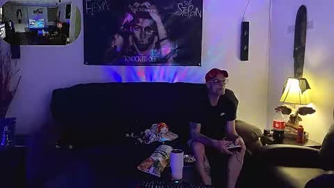 CanadaGuy1978 online show from 6, 4, 2026