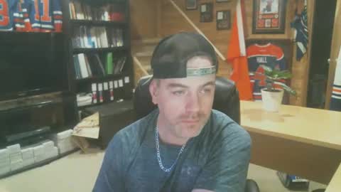 Snapshot of canadianboi6969 chatting on 1, 1, 2025 CanadianBacon6969 online show from 1, 1, 2025