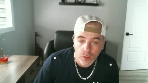 CanadianBacon6969 online show from 17, 5, 2026