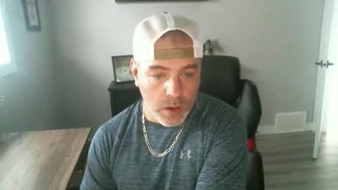 CanadianBacon6969 online show from 25, 5, 2026