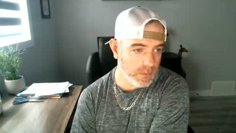 CanadianBacon6969 online show from 19, 6, 2026