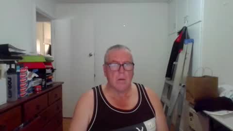 Snapshot of canberian chatting on 5, 3, 2025 Canberian online show from 5, 3, 2025