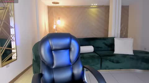  Candanse R  online show from 2, 10, 2025