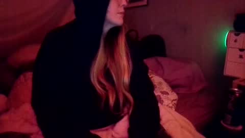 Candi online show from 2, 12, 2025