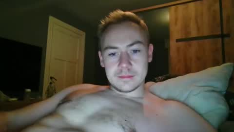 candy_boy_xoxo online show from 3, 12, 2025