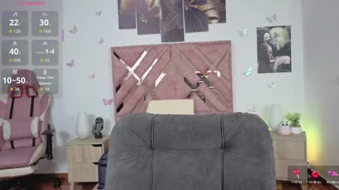 Snapshot of candy_chloe02 chatting on 26, 5, 2026 Im ChloeJoin The Fan Club online show from 26, 5, 2026