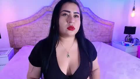 Snapshot of candy_curves1 chatting on 9, 7, 2026 Candy curves1 online show from 9, 7, 2026