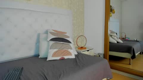 Snapshot of candy_eyes_ chatting on 10, 5, 2026 candy eyes online show from 10, 5, 2026