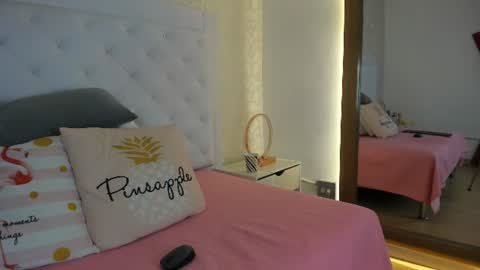 Snapshot of candy_eyes_ chatting on 25, 7, 2026 candy eyes online show from 25, 7, 2026