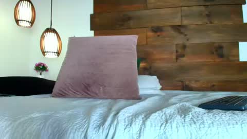 Snapshot of candy_feett chatting on 9, 7, 2026 Jolie online show from 9, 7, 2026