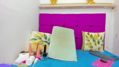 candy_hotsexxxx online show from 31, 12, 2024