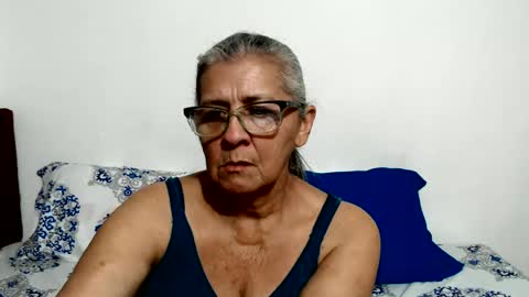 Snapshot of candy_mature_ chatting on 15, 6, 2026 candy online show from 15, 6, 2026