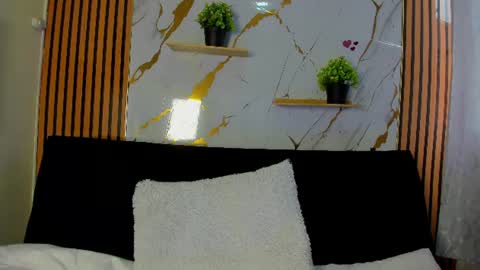 Snapshot of candy_queens__ chatting on 9, 6, 2026 Candy online show from 9, 6, 2026