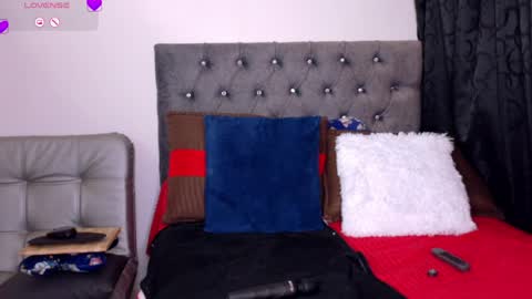 YECENIA - online show from 7, 4, 2026