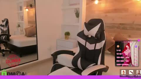 CANDY online show from 3, 8, 2026