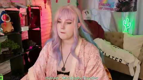Snapshot of candy_yeahh chatting on 20, 6, 2026 Mary online show from 20, 6, 2026
