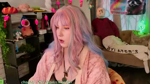 Snapshot of candy_yeahh chatting on 25, 6, 2026 Mary online show from 25, 6, 2026